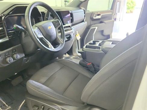 Used 2024 Chevrolet Silverado 1500 LT AWD/4WD image 21