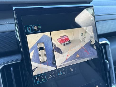 New 2026 GMC Acadia Elevation image 9