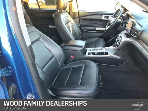 Used 2023 Ford Explorer XLT w/ Equipment Group 202A image 33