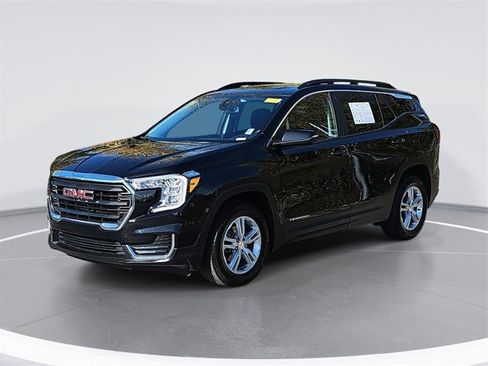 Certified 2024 GMC Terrain SLE w/ Driver Convenience Package image 29