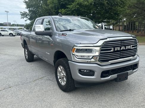 Used 2024 RAM 2500 Laramie w/ Safety Group AWD/4WD image 3