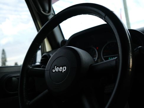 Used 2008 Jeep Wrangler Rubicon w/ Dual Top Group image 29