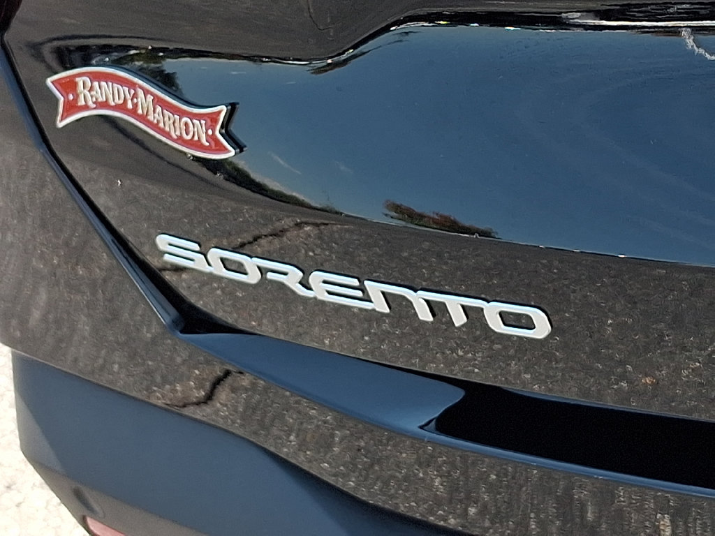 Used 2024 Kia Sorento S w/ Panoramic Sunroof Package FWD image 30