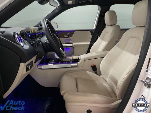 Used 2023 Mercedes-Benz EQB 300 4MATIC w/ Pinnacle Package image 15