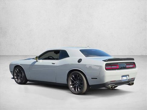 Used 2022 Dodge Challenger R/T Scat Pack RWD image 7