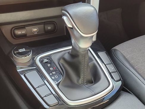 Used 2023 Kia Seltos S w/ Navigation Package FWD image 26