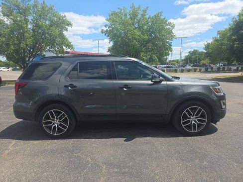 Used 2017 Ford Explorer Sport AWD/4WD image 10