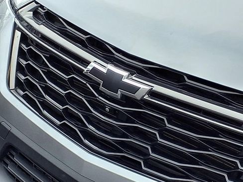 Used 2023 Chevrolet Traverse Premier w/ Redline Edition image 33