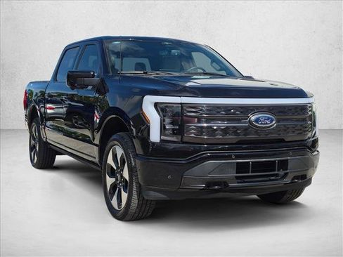 Used 2023 Ford F150 Lightning Platinum AWD/4WD image 3
