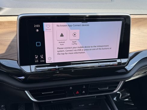 Certified 2025 Volkswagen Atlas SE FWD image 25