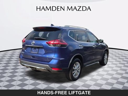 Used 2018 Nissan Rogue SV AWD/4WD image 3