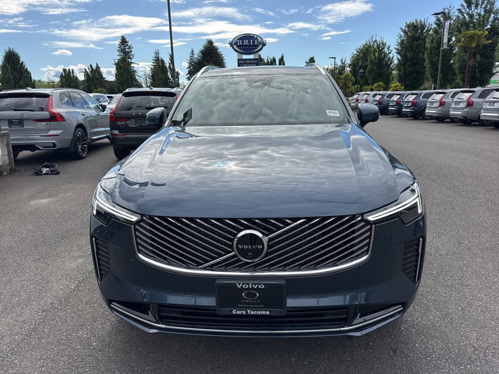 New 2026 Volvo XC90 T8 Plus w/ Protection Package AWD/4WD image 9