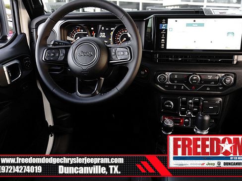 New 2026 Jeep Gladiator Sport AWD/4WD image 17
