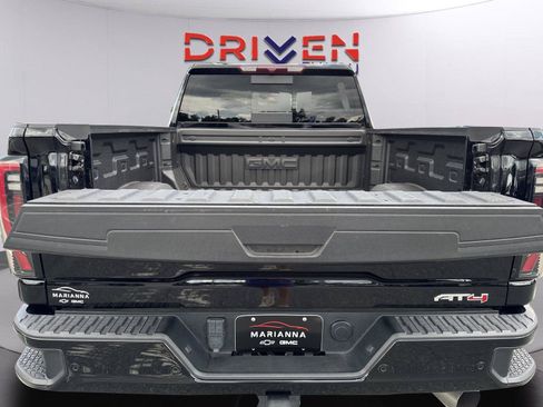 Used 2025 GMC Sierra 3500 AT4 AWD/4WD image 34