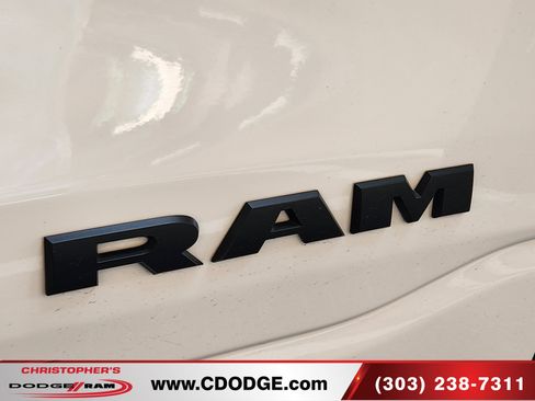 Used 2024 RAM 1500 Laramie AWD/4WD image 22