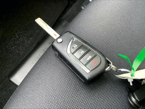Used 2026 Toyota Corolla LE FWD image 14