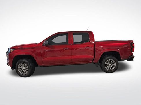 Used 2025 Chevrolet Colorado LT w/ LT Convenience Package image 8