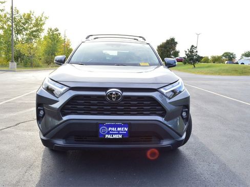 Used 2022 Toyota RAV4 XLE Premium image 2