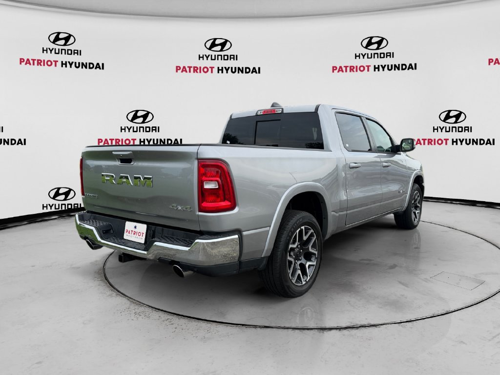 Used 2026 RAM 1500 Laramie AWD/4WD image 3