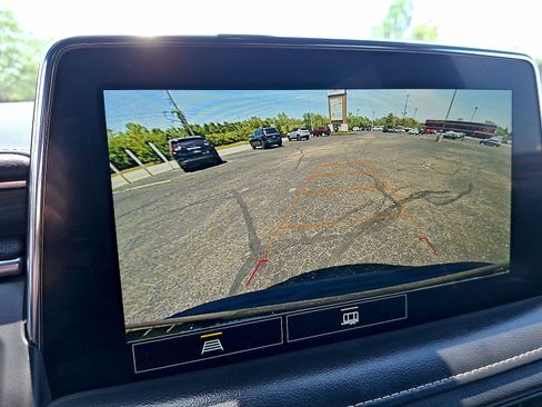Used 2021 GMC Yukon SLT AWD/4WD image 15