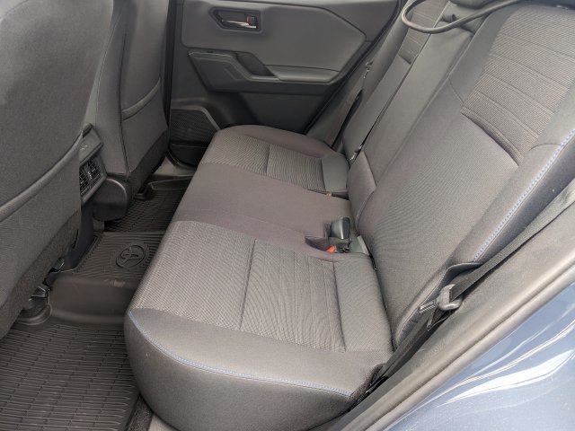Used 2026 Toyota RAV4 SE AWD/4WD image 9