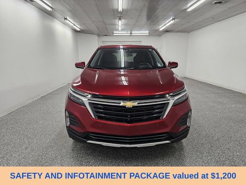 Certified 2024 Chevrolet Equinox LT FWD image 2