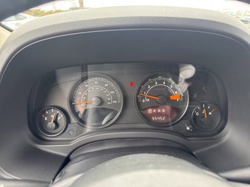 Used 2017 Jeep Patriot High Altitude image 18