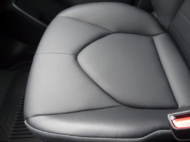 Certified 2026 Toyota Highlander XLE AWD/4WD image 34