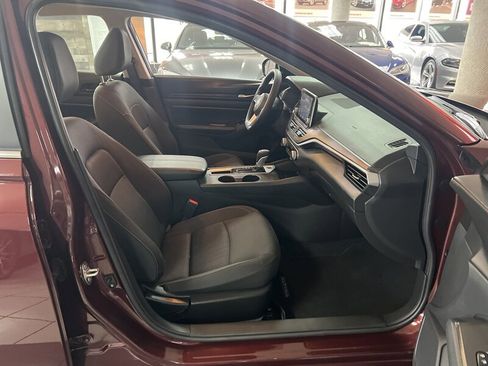 Used 2025 Nissan Altima 2.5 SV image 24