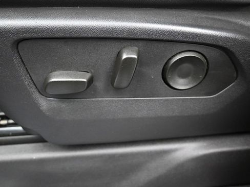 Certified 2024 GMC Sierra 1500 SLT image 13