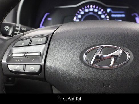 Used 2021 Hyundai Kona Limited w/ Cargo Package FWD image 10