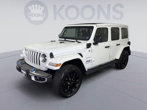 Used 2023 Jeep Wrangler Unlimited Sahara w/ Cold Weather Group image 1