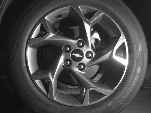 Used 2025 Chevrolet Trax LT w/ LT Convenience Package FWD image 17