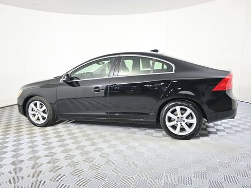 Used 2016 Volvo S60 T5 Premier FWD image 3