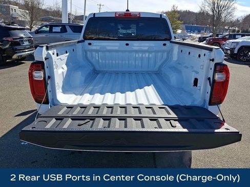 Used 2025 GMC Canyon AT4 w/ AT4 Premium Package AWD/4WD image 31