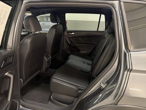 Used 2024 Volkswagen Tiguan SE R-Line AWD/4WD image 8