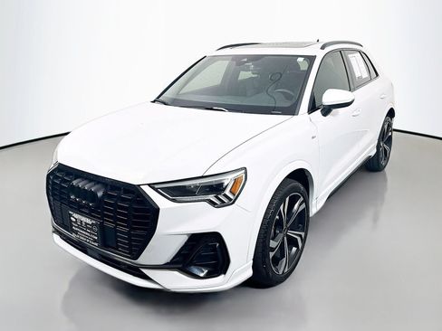 Used 2023 Audi Q3 2.0T Premium Plus AWD/4WD image 3