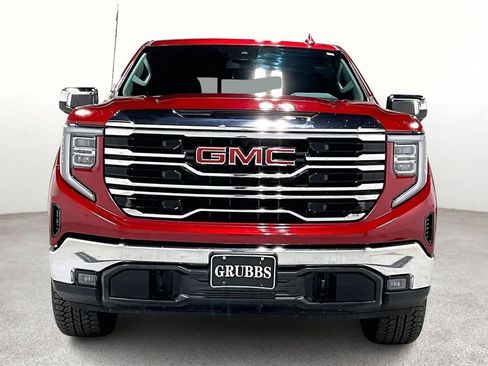 Used 2025 GMC Sierra 1500 SLT image 5