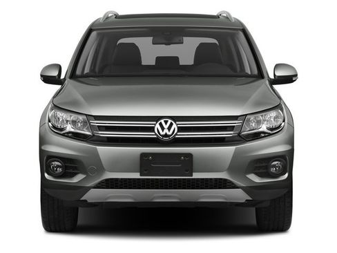 Used 2017 Volkswagen Tiguan S FWD image 4