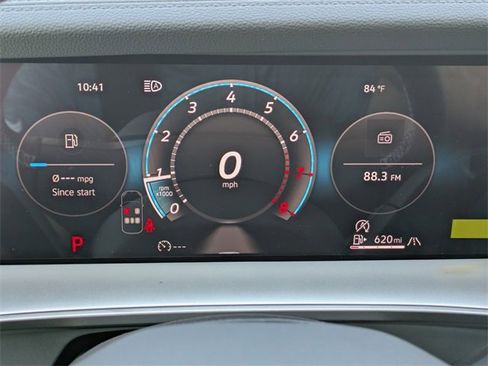 New 2026 Volkswagen Tiguan SE image 32