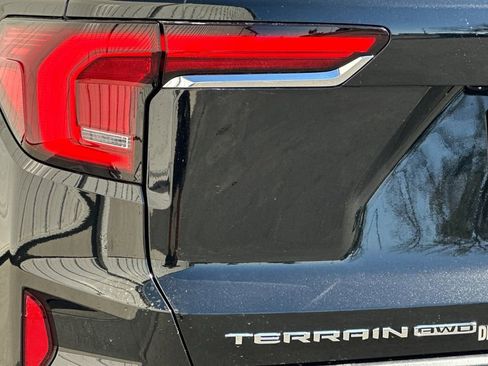 New 2026 GMC Terrain Elevation w/ Technology Package II image 7