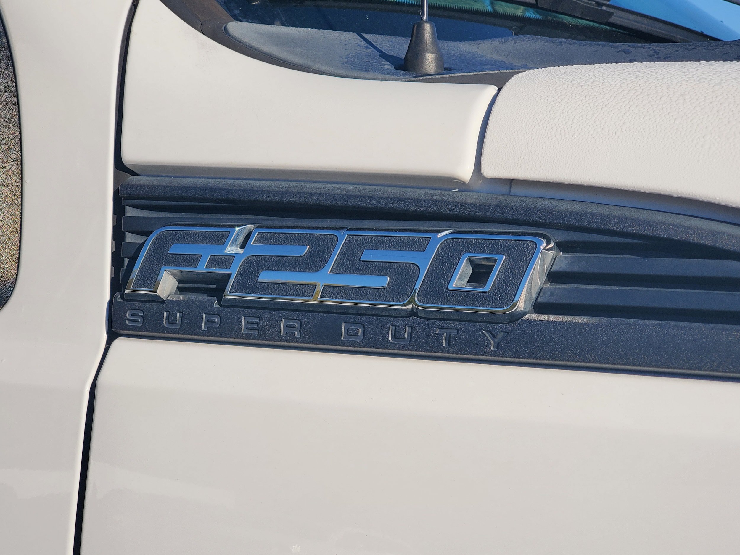 Used 2016 Ford F250 XL AWD/4WD image 6