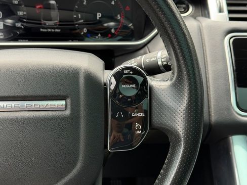 Used 2018 Land Rover Range Rover Sport SE AWD/4WD image 14