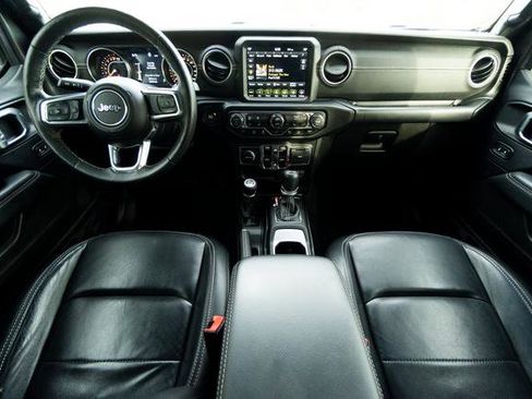 Used 2019 Jeep Wrangler Unlimited Sahara w/ Quick Order Package 24M Moab image 14