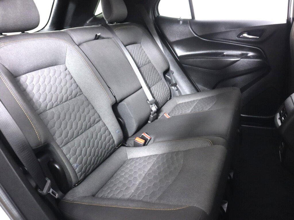 Used 2019 Chevrolet Equinox LT w/ Driver Convenience Package AWD/4WD image 39