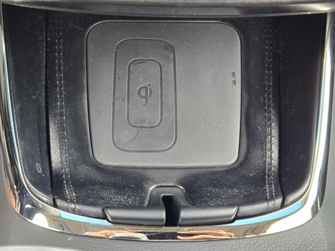 Used 2017 Toyota Avalon Limited FWD image 16