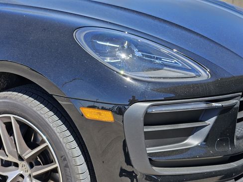 Certified 2026 Porsche Macan image 12