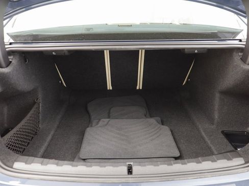 Certified 2025 BMW 330i xDrive Sedan w/ Convenience Package image 17