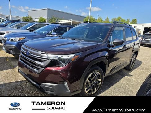 New 2026 Subaru Forester Premium AWD/4WD image 1