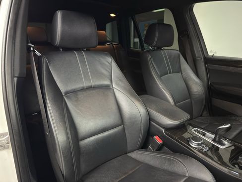 Used 2017 BMW X3 xDrive28i image 12